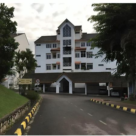 Bukit Tinggi Fuchsia Hillhomes Dış mekan fotoğraf